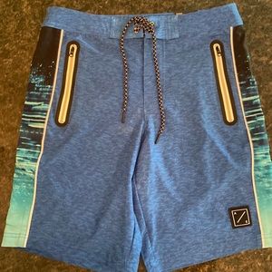 Mens American Eagle size Small Board shorts new with tags
